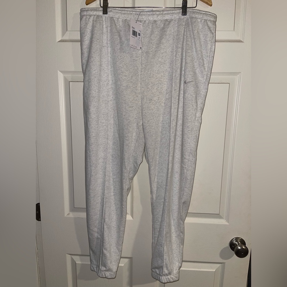 Nike White Heather joggers
